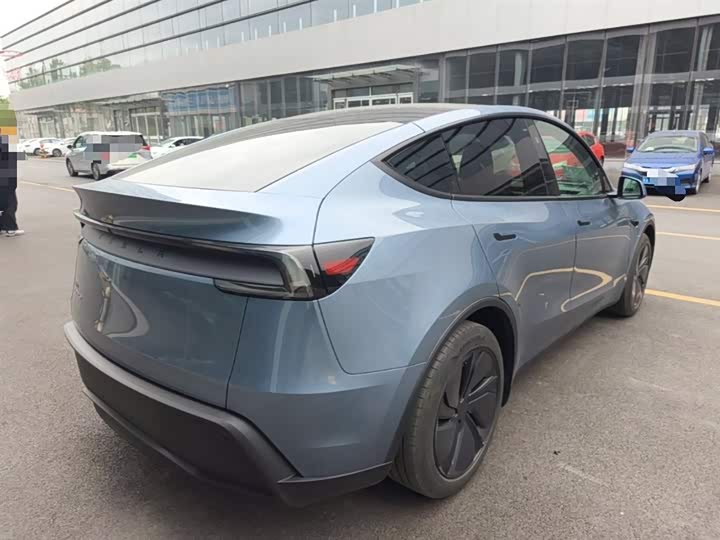 Tesla Model Y 2025 2025款 后轮驱动版