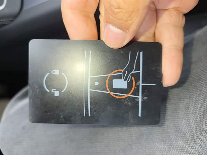 Tesla Model Y 2025 2025款 后轮驱动版