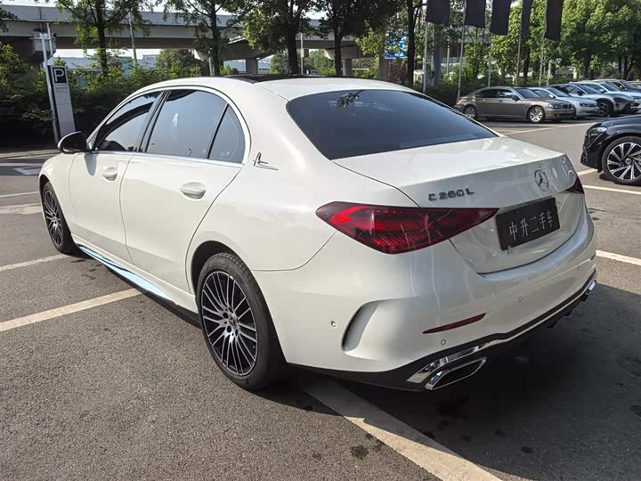 Zdjęcie 8 - Mercedes-Benz C-Class