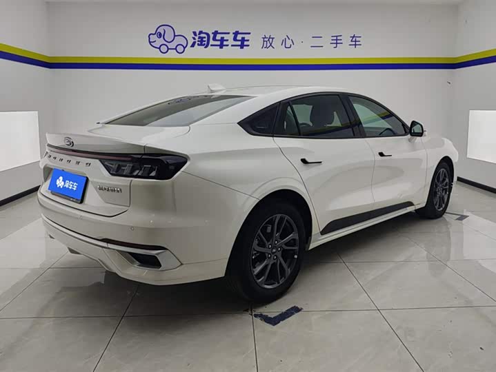 Фото 3 - Ford Mondeo