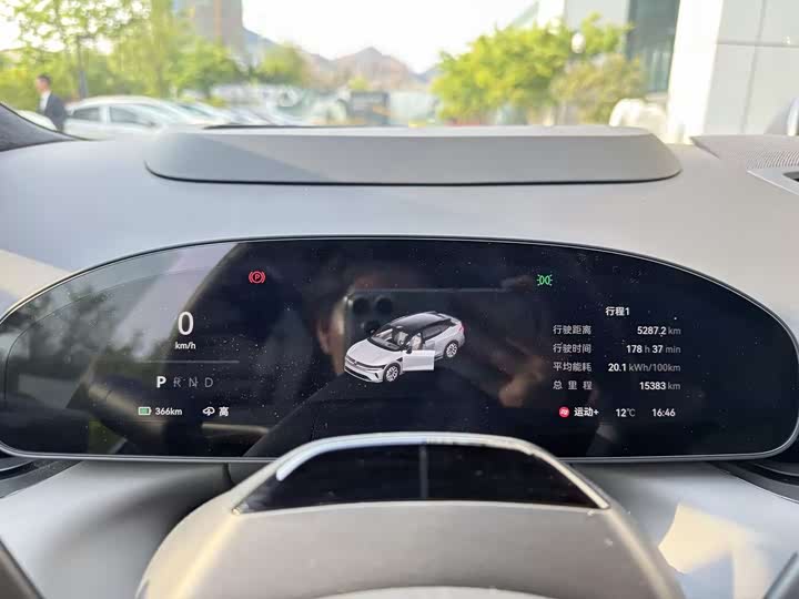 Zeekr 007 GT 2025 2025款 四驱智驾版 75kWh