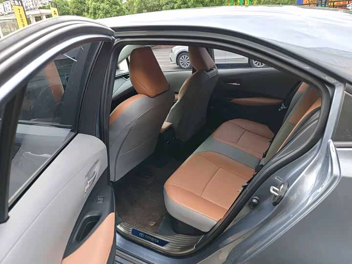Toyota Levin 2024 2024款 智能电混双擎 1.8L 运动版