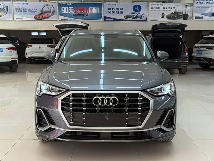 Фото 2 - Audi Q3