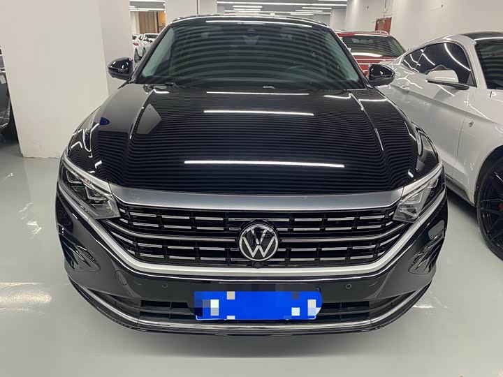Фото 2 - Volkswagen Passat
