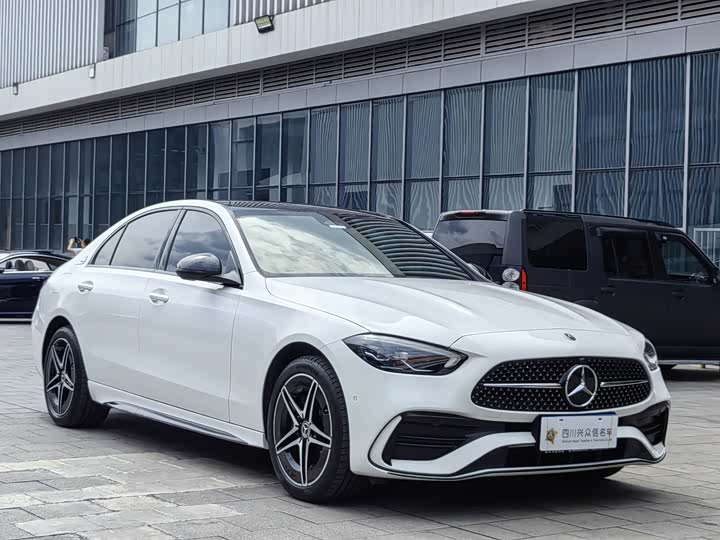 Фото 4 - Mercedes-Benz C-Class