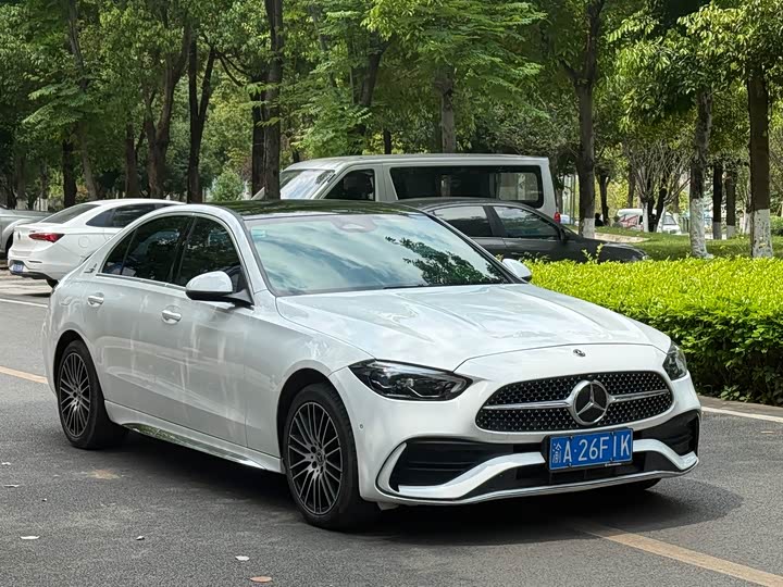 Фото 1 - Mercedes-Benz C-Class