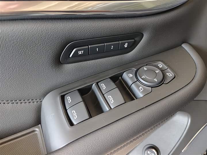 Buick Enclave 2022 2022款 652T 四驱尊享旗舰型 6座