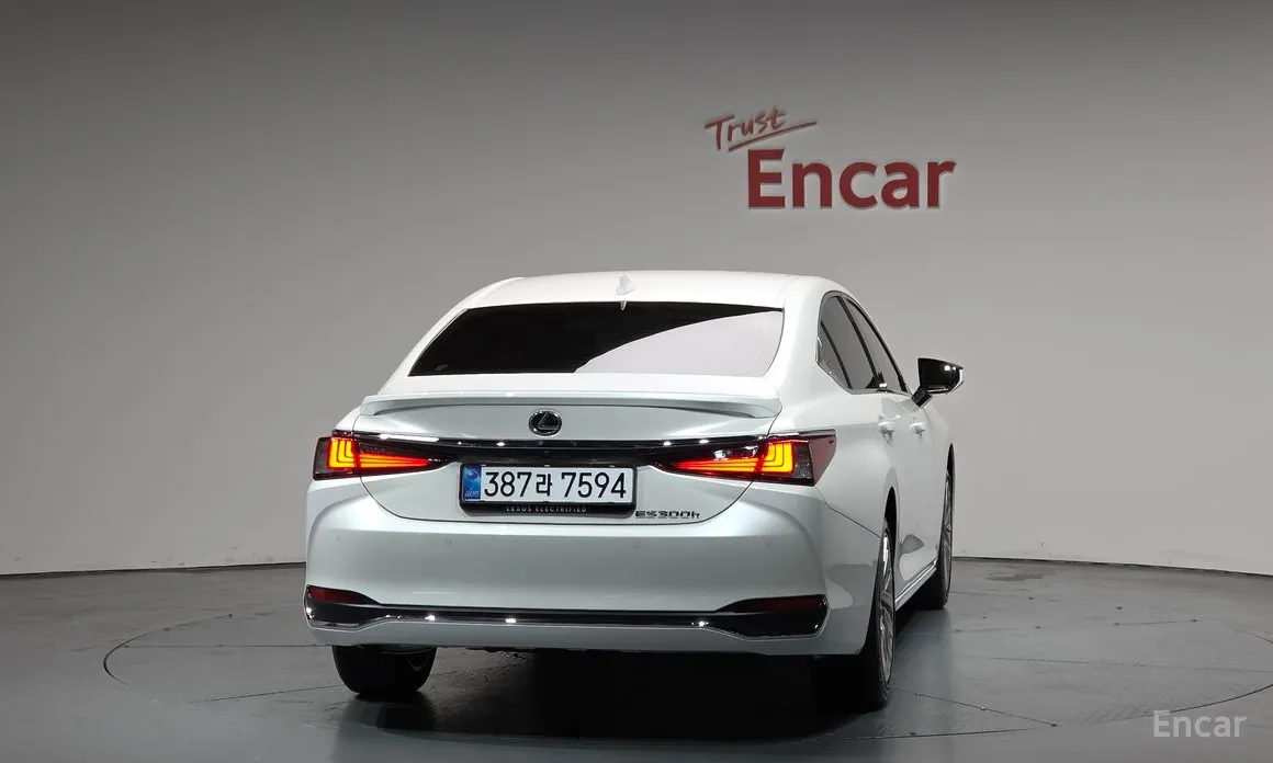 Lexus ES 2018 Executive