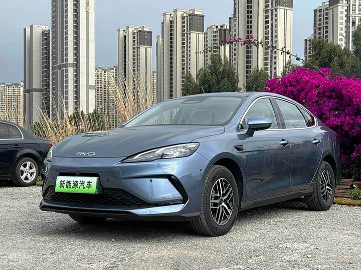 BYD Seal 05 DM-i Hybrid 2025 2025款 DM-i 智驾版 120KM旗舰型