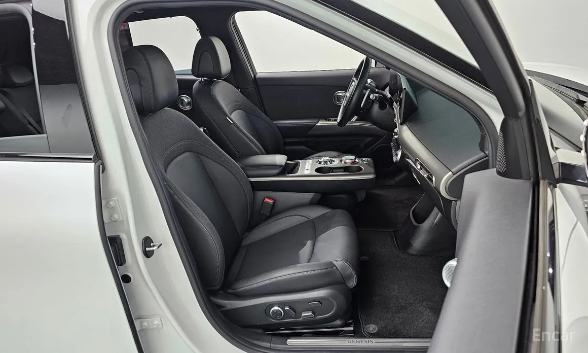 Фото 26 - Genesis GV60