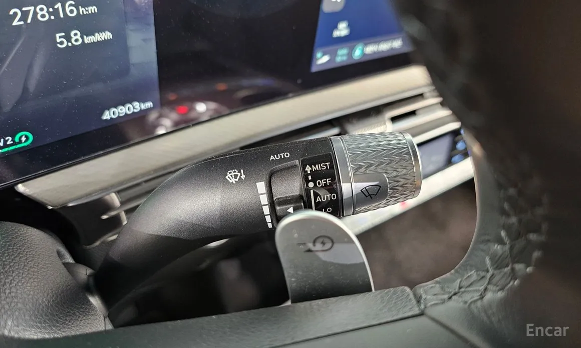 Фото 27 - Genesis GV60