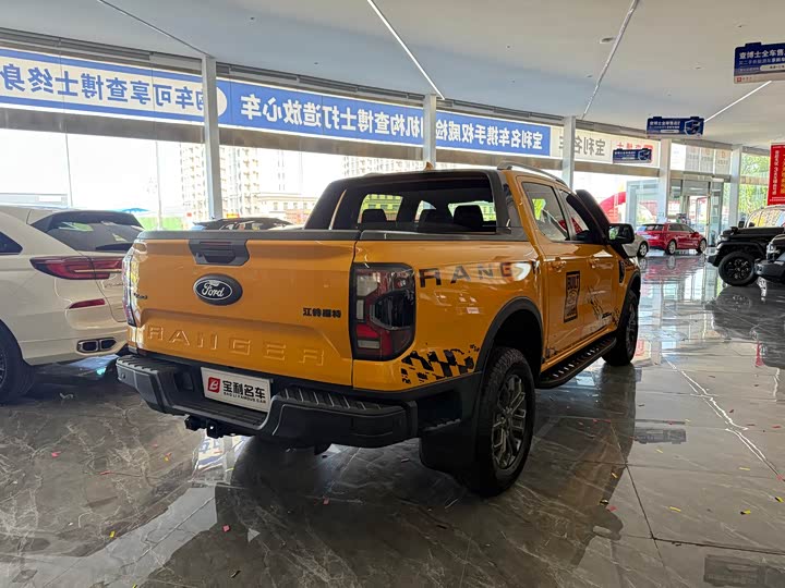 Ford Ranger 2023 2023款 野地四驱自动版 汽油