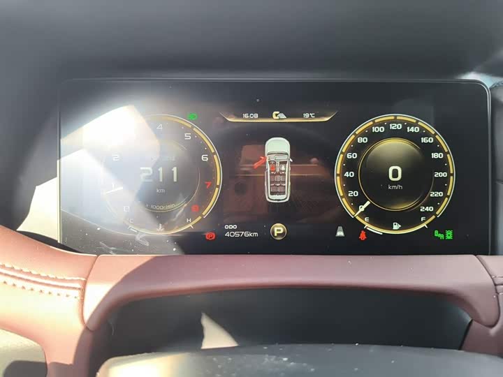 Geely Okavango 2022 2022款 1.8TD DCT旗舰型 7座