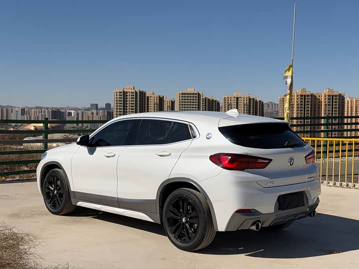 Фото 6 - BMW X2