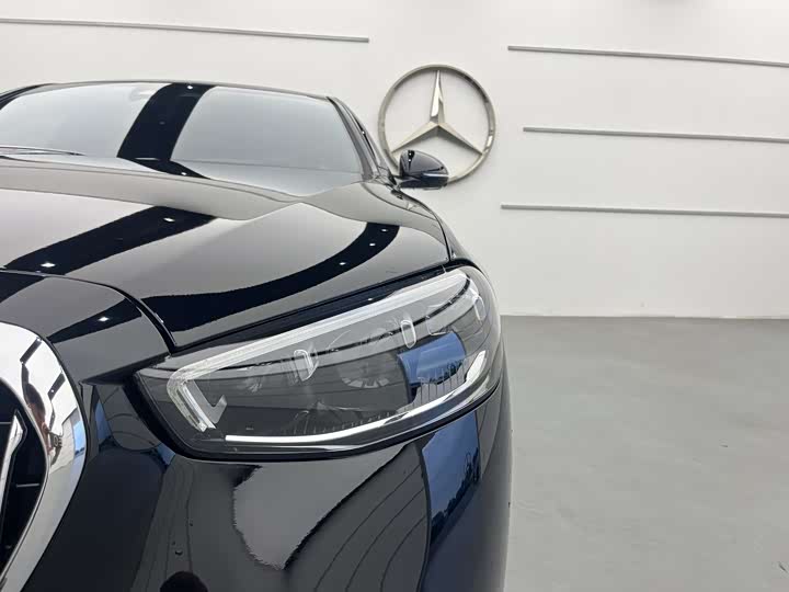 Фото 6 - Mercedes-Benz Maybach S-Class