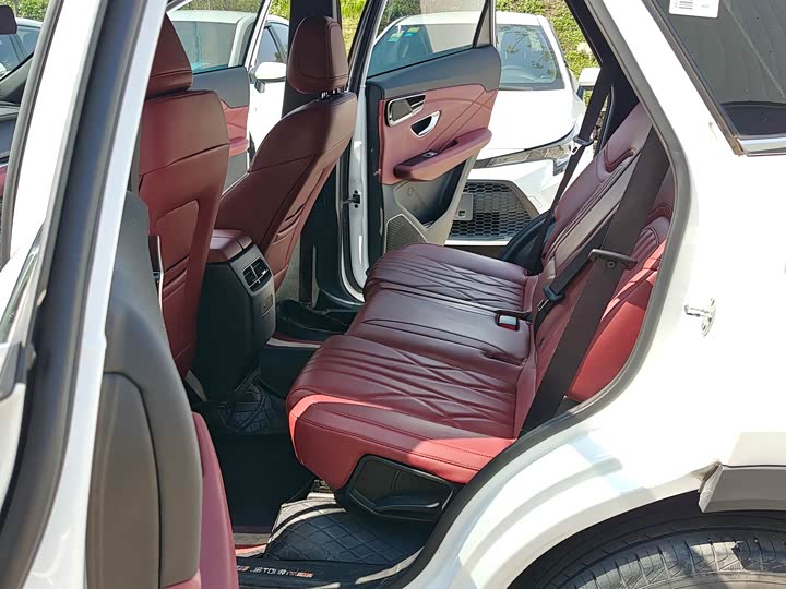 Jetour X70 Plus 2025 2025款 1.5T 豪华版 7座