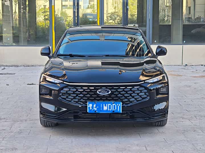 Фото 2 - Ford Mondeo