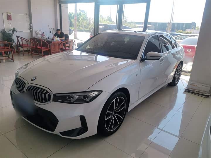 Фото 2 - BMW 3 Series