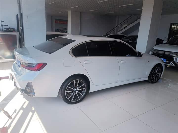 Фото 8 - BMW 3 Series