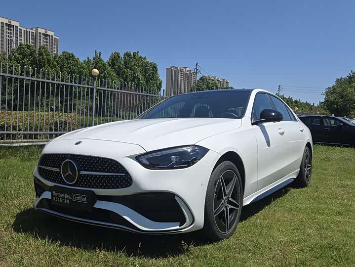 Фото 1 - Mercedes-Benz C-Class