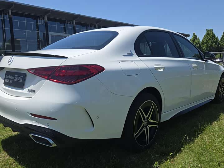 Фото 3 - Mercedes-Benz C-Class