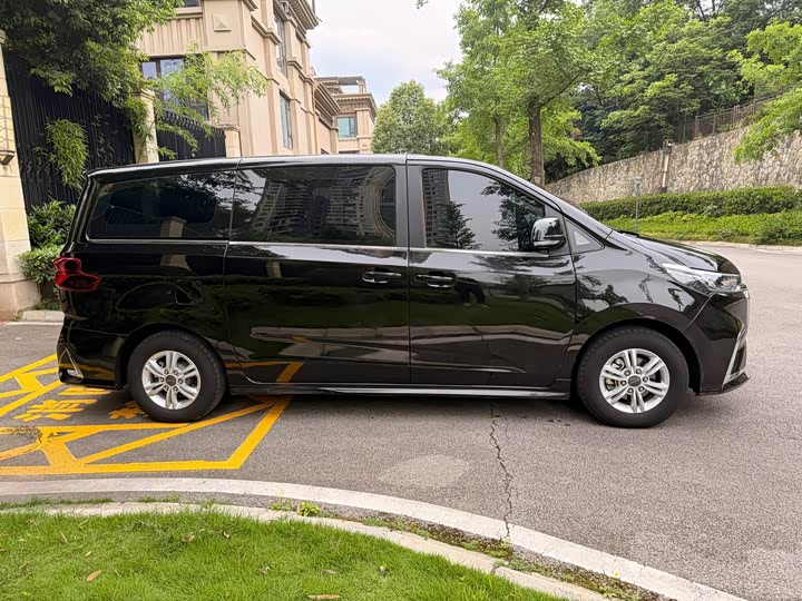 Maxus G20 2023 2023款 改款 ES 2.0T 汽油自动超值版