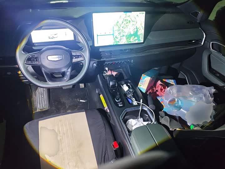 Geely Okavango L 2024 2024款 2.0T DCT尊贵型