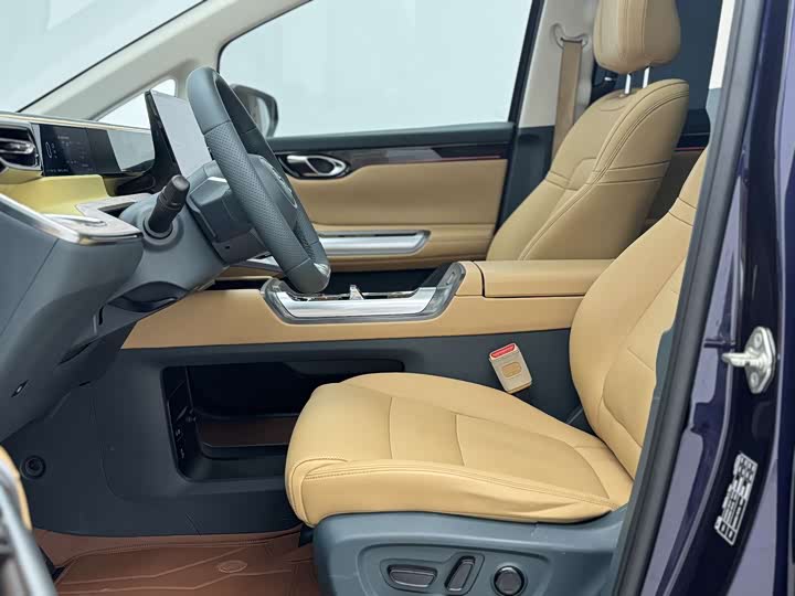 2024 GAC Trumpchi E8