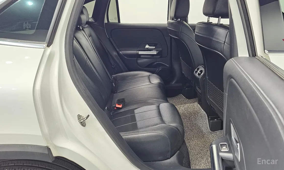 Mercedes-Benz GLA-Class 2020 GLA220