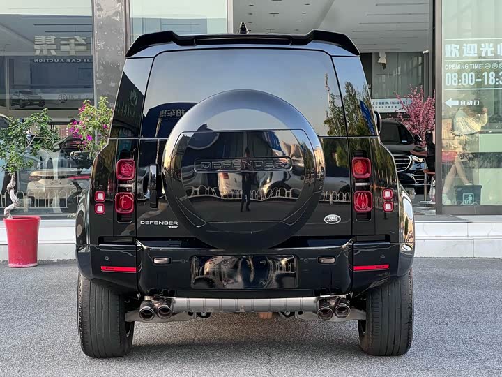 Zdjęcie 8 - Land Rover Defender