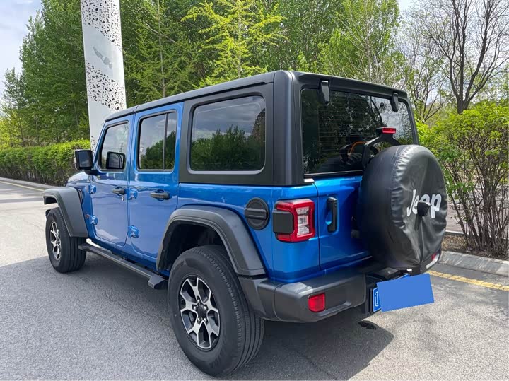 Jeep Wrangler 2021 2021款 2.0T 罗宾汉四门版
