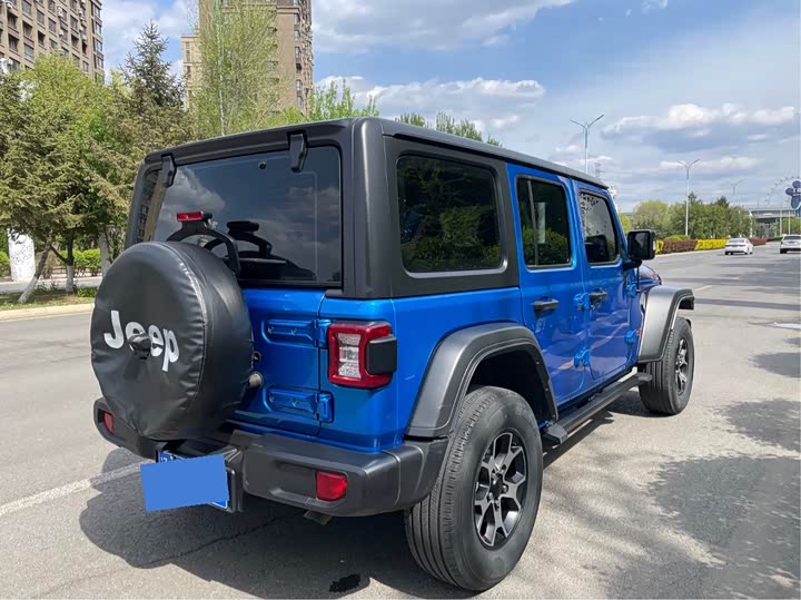 Jeep Wrangler 2021 2021款 2.0T 罗宾汉四门版