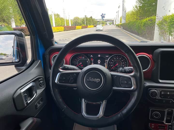 Jeep Wrangler 2021 2021款 2.0T 罗宾汉四门版