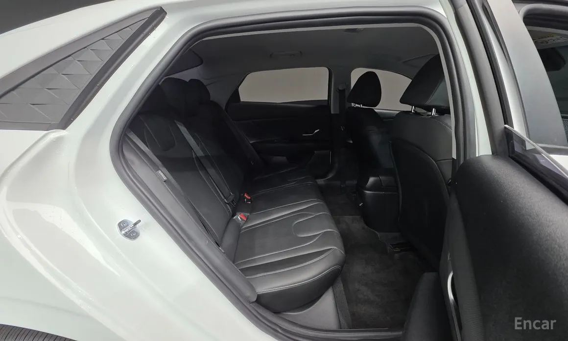 Hyundai Avante 2023 1.6