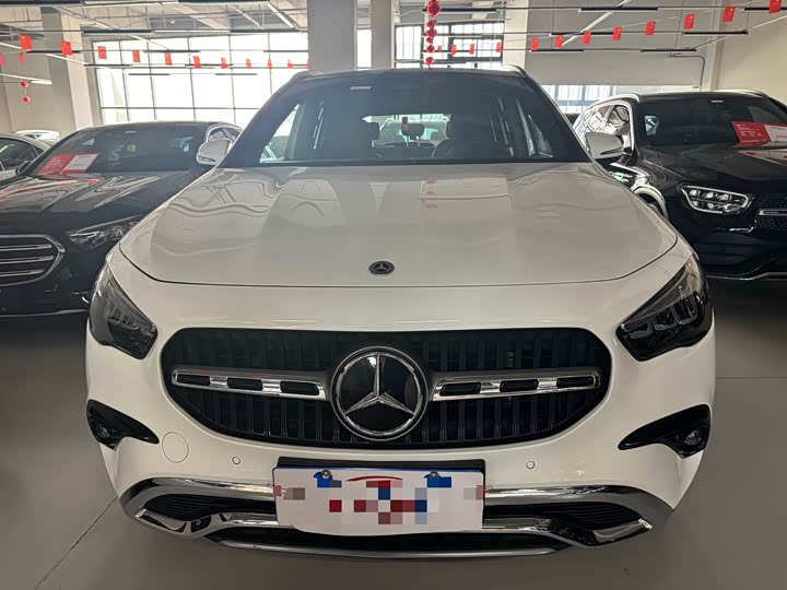 Zdjęcie 2 - Mercedes-Benz GLA-Class