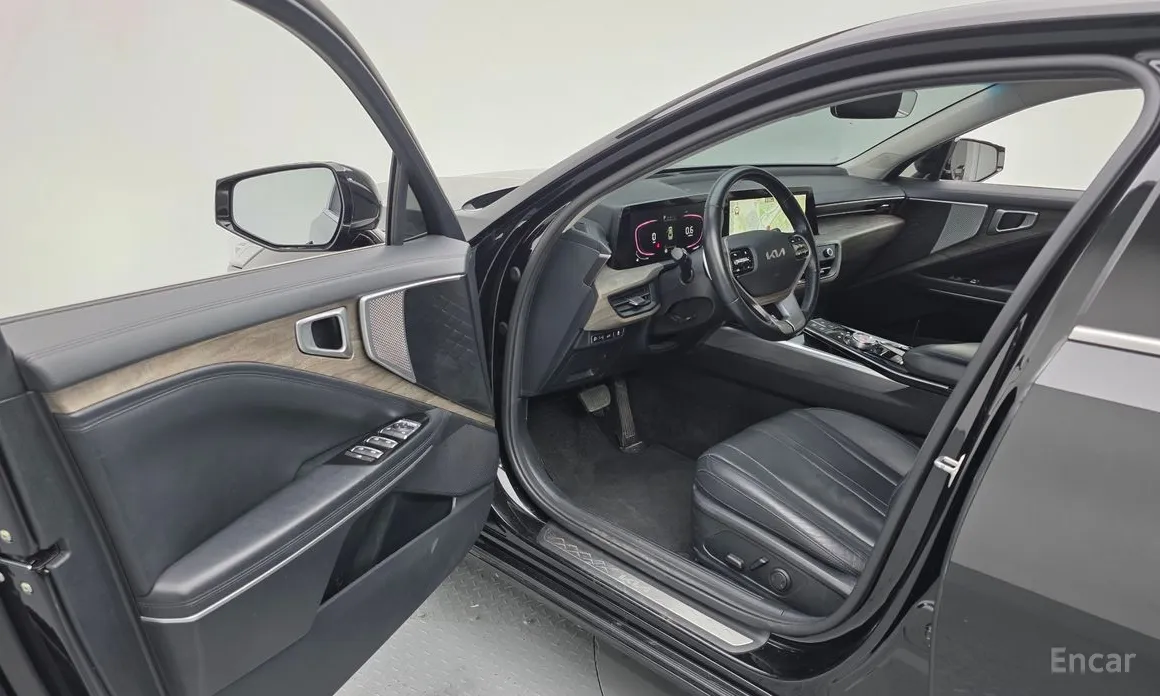 صورة 10 - Kia K8