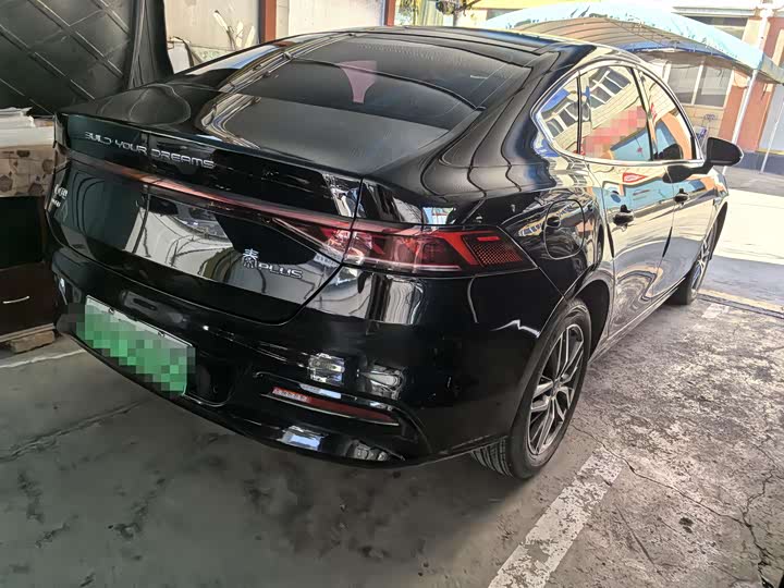 BYD Qin Plus 2021 2021款 DM-i 120KM 旗舰型
