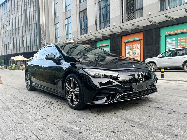 Фото 3 - Mercedes-Benz EQE
