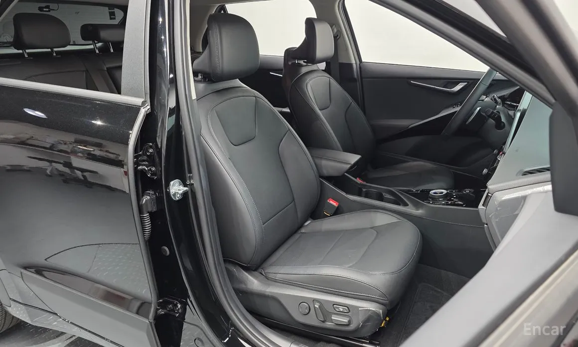 Фото 12 - Kia Niro