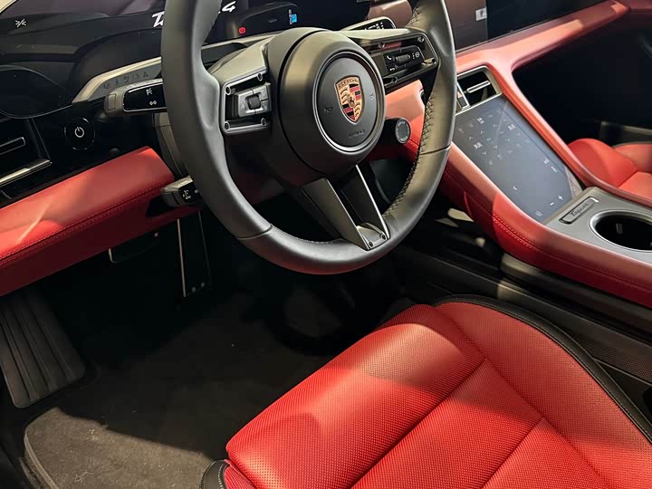 2026 Porsche Taycan