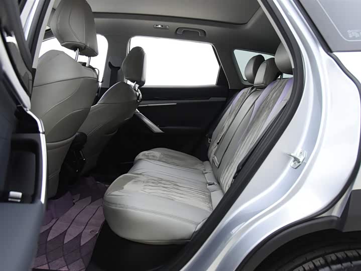 Zdjęcie 7 - Geely Atlas L