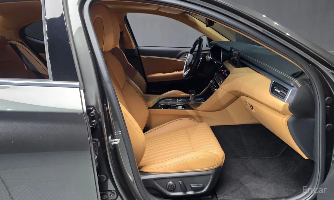 Genesis G70 2020 Gasoline 2.5T 2WD