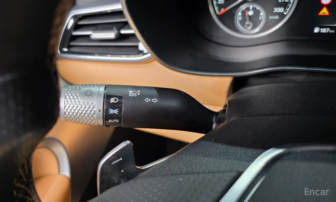 Genesis G70 2020 Gasoline 2.5T 2WD
