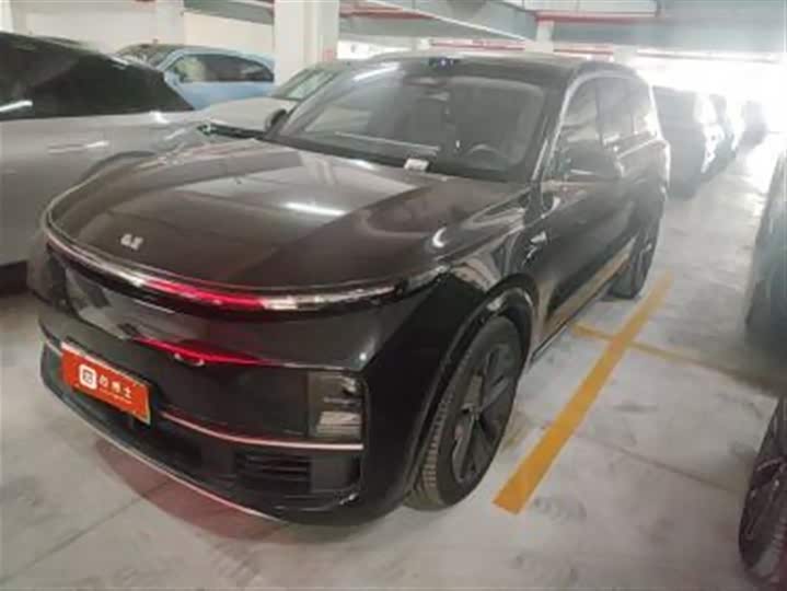 LiXiang L9 2025 2025款 Ultra 智能焕新版