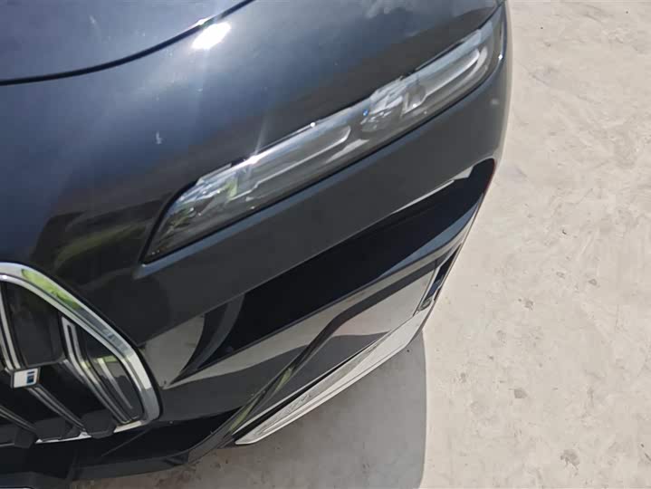 BMW i7 2023 2023款 eDrive50L 领先M运动套装
