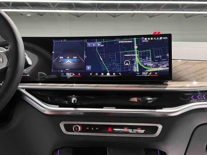 BMW X5 2026 2026款 改款 xDrive 40Li M运动曜夜套装
