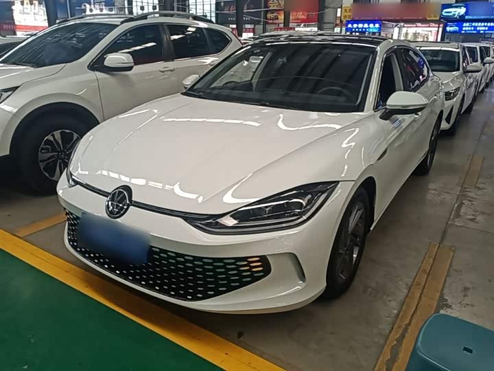 Фото 2 - Volkswagen Lamando L