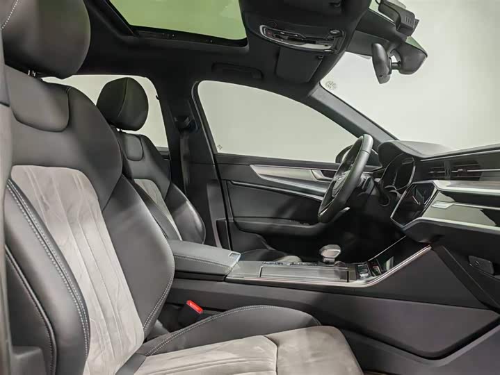 Audi A6L 2024 2024款 40 TFSI 豪华动感型