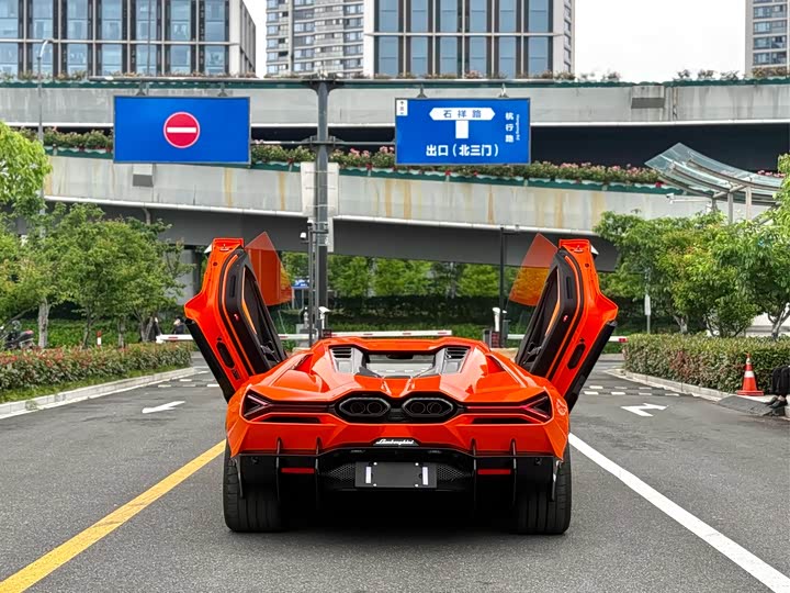 Lamborghini Revuelto 2023 2023款 6.5L PHEV标准版