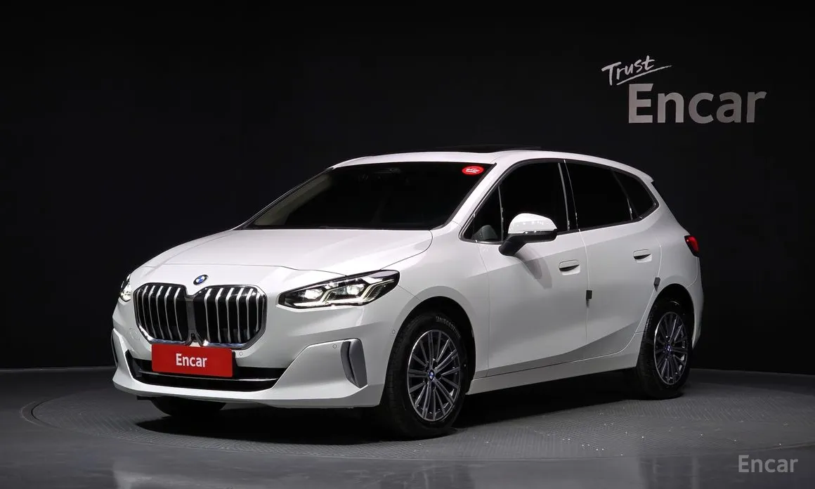BMW 2 Series 2022 220i Luxury